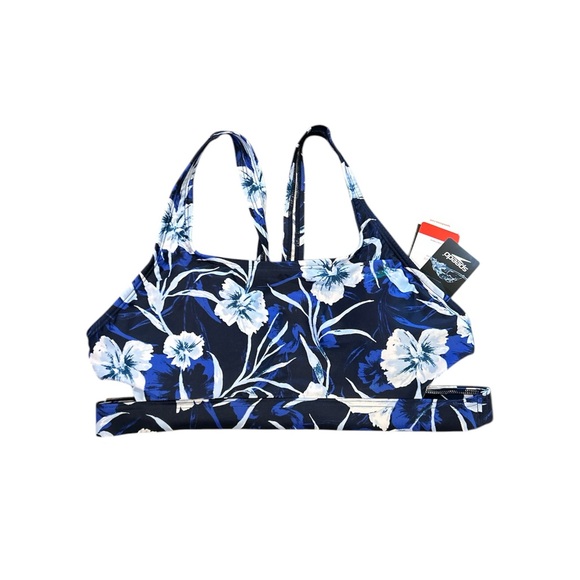 Speedo Other - Speedo Women’s Size Large Swim Top‎ with Removable Cups NWT